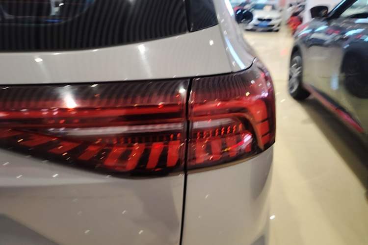 Used Chery Tiggo 8 PRO 2022 290T Two-Wheel Drive Haohan Edition 5 Seats Right Rear Taillight