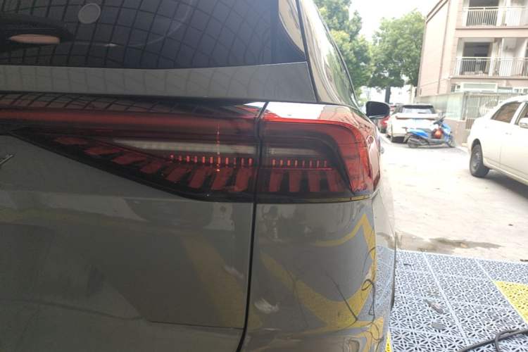 Used Chery Tiggo 8 PRO 2022 290T Two-Wheel Drive Haohan Edition 5 Seats Right Rear Taillight