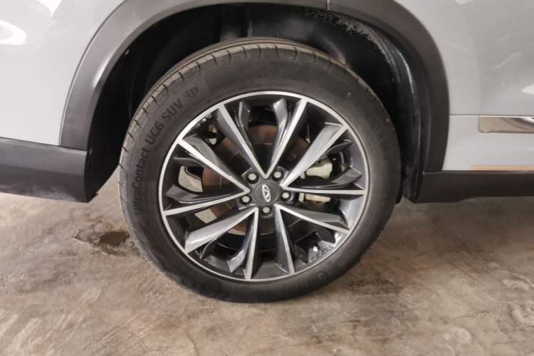 Used Chery Tiggo 8 PRO 2022 390T Four-Wheel Drive Storm Edition 5 Seats Right Rear Wheel Hub
