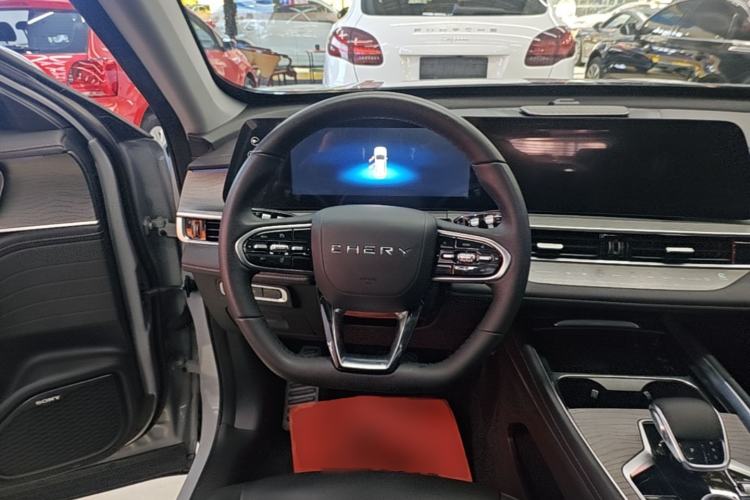 Used Chery Tiggo 8 PRO 2022 290T Two-Wheel Drive Sky Dome Edition 5 Seats Steering Wheel