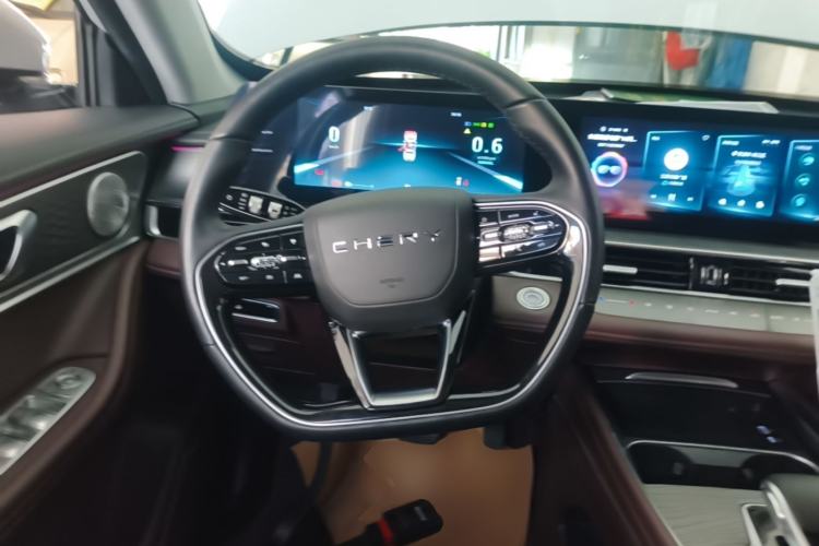Used Chery Tiggo 8 PRO 2022 290T Two-Wheel Drive Haohan Edition 7 Seats Steering Wheel