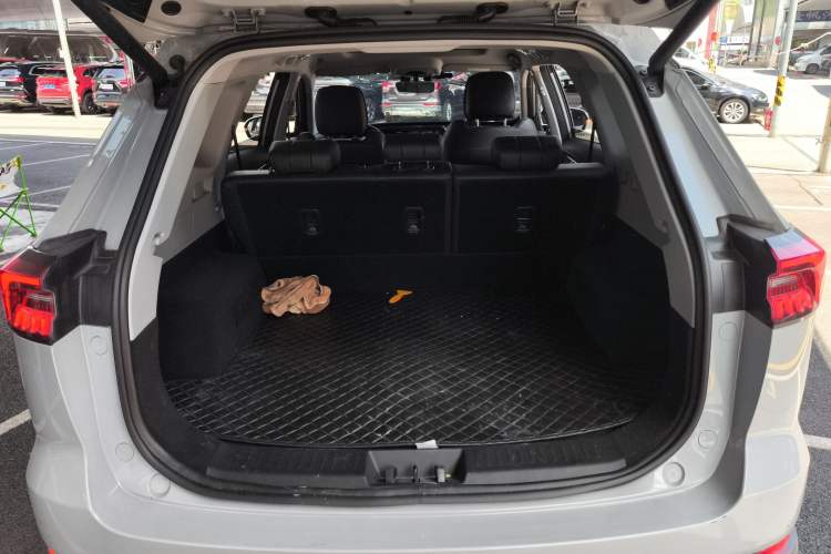 Used Chery Tiggo 8 PRO 2022 290T Two-Wheel Drive Sky Dome Edition 5 Seats Trunk