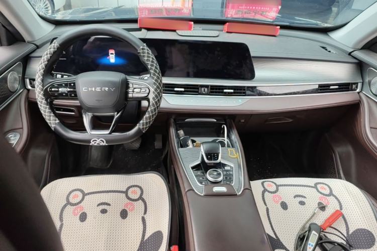 Used Chery Tiggo 8 PRO 2022 290T Two-Wheel Drive Haohan Edition 5 Seats Center Console