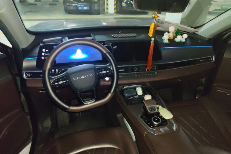 Used Chery Tiggo 8 PRO 2022 390T Two-Wheel Drive Haohan Edition 7-Seater Center Console