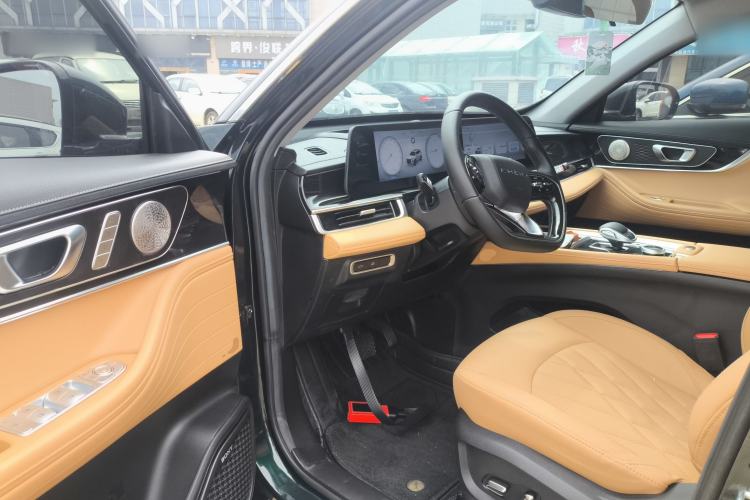 Used Chery Tiggo 8 PRO 2022 390T Two-Wheel Drive Vast Edition 5 Seats Driver Seat