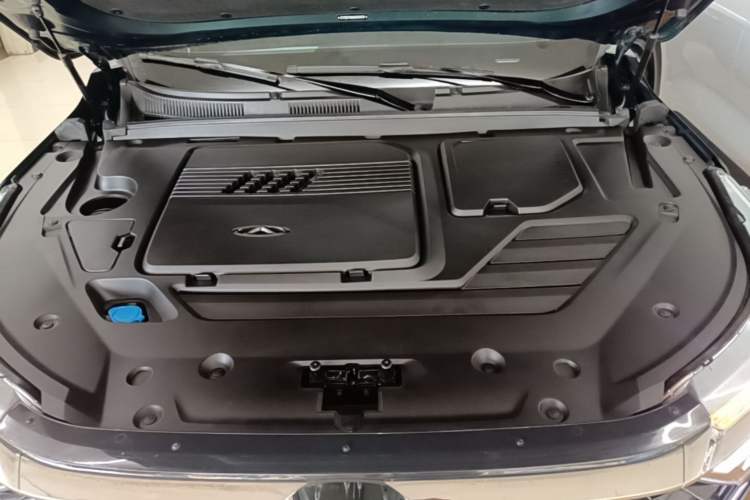 Used Chery Tiggo 8 PRO 2022 290T Two-Wheel Drive Haohan Edition 5 Seats Engine Bay