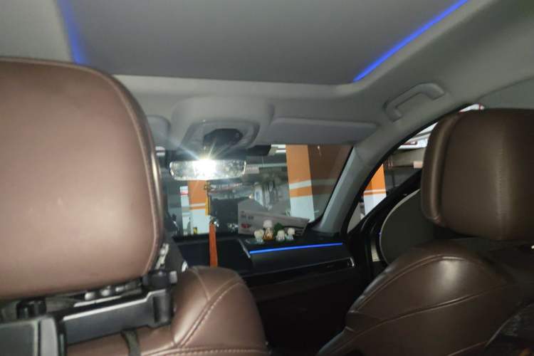 Used Chery Tiggo 8 PRO 2022 390T Two-Wheel Drive Haohan Edition 7-Seater Headliner