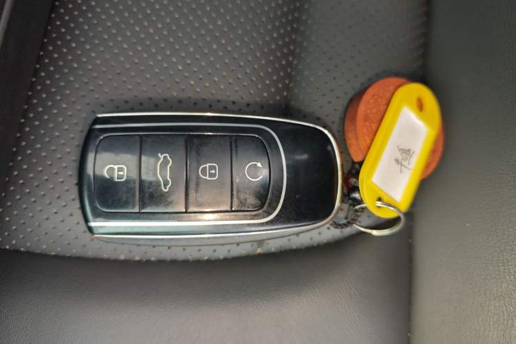 Used Chery Tiggo 8 PRO 2022 290T Two-Wheel Drive Sky Dome Edition 5 Seats Interior 1