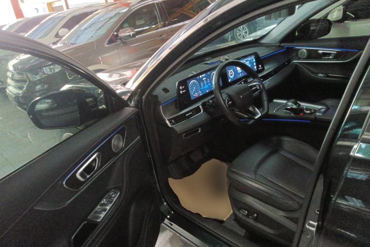 Used Chery Tiggo 8 PRO 2022 290T Two-Wheel Drive Sky Dome Edition 5 Seats Interior 3