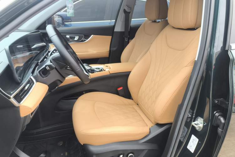 Used Chery Tiggo 8 PRO 2022 390T Two-Wheel Drive Vast Edition 5 Seats Left Front Seat
