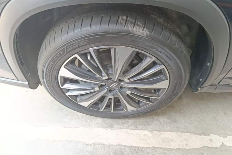 Used Chery Tiggo 8 PRO 2022 390T All-Wheel-Drive Vast Edition 7 Seats Left Front Wheel Hub