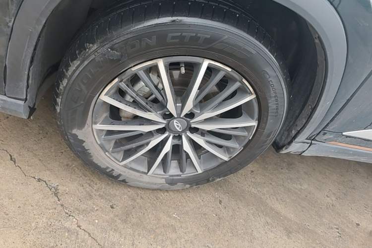 Used Chery Tiggo 8 PRO 2022 290T Two-Wheel Drive Haohan Edition 5 Seats Left Front Wheel Hub