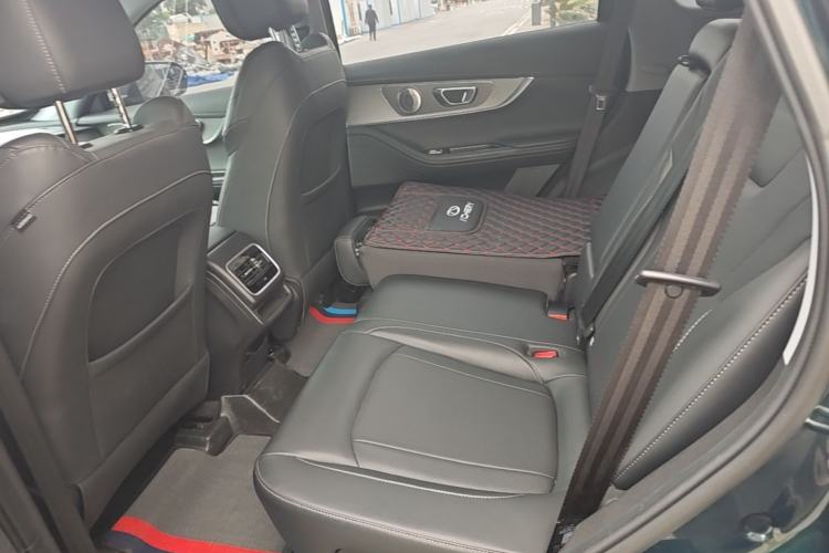 Used Chery Tiggo 8 PRO 2022 290T Two-Wheel Drive Sky Dome Edition 5 Seats Left Rear Seat