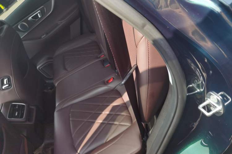 Used Chery Tiggo 8 PRO 2022 290T Two-Wheel Drive Haohan Edition 5 Seats Left Rear Seat