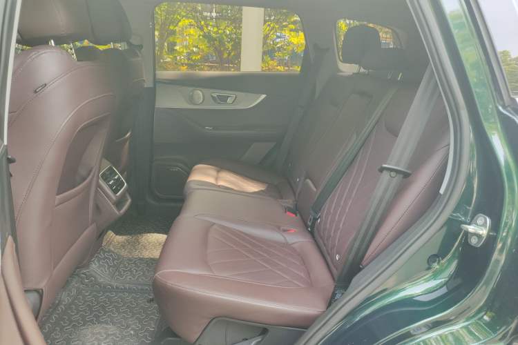 Used Chery Tiggo 8 PRO 2022 290T Two-Wheel Drive Haohan Edition 5 Seats Left Rear Seat