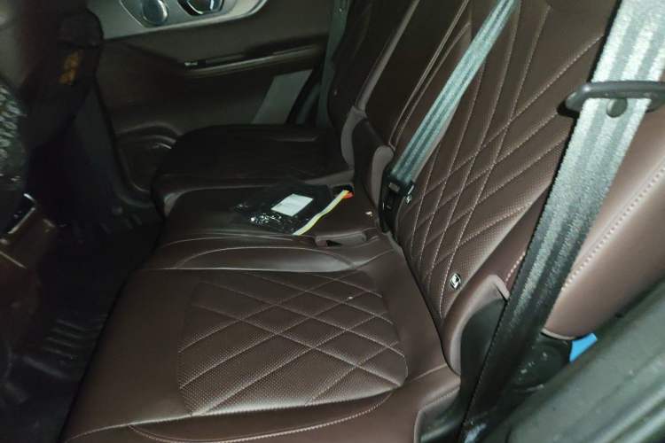 Used Chery Tiggo 8 PRO 2022 390T Two-Wheel Drive Haohan Edition 7-Seater Left Rear Seat