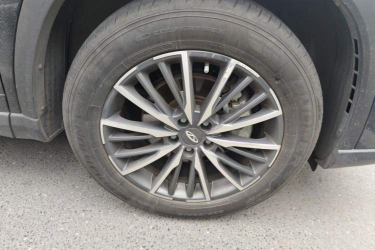 Used Chery Tiggo 8 PRO 2022 290T Two-Wheel Drive Haohan Edition 5 Seats Right Front Wheel Hub