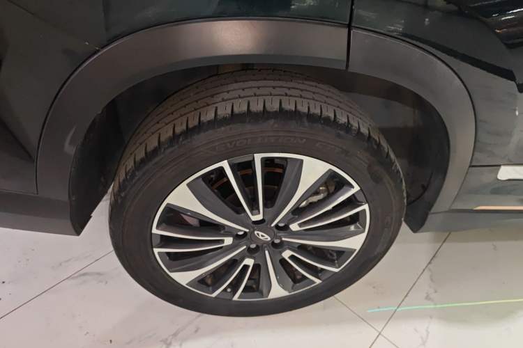 Used Chery Tiggo 8 PRO 2022 390T All-Wheel-Drive Vast Edition 7 Seats Right Rear Wheel Hub