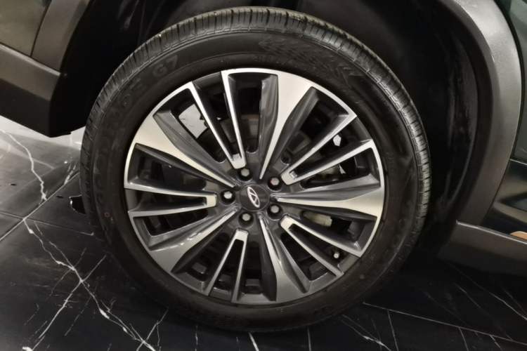 Used Chery Tiggo 8 PRO 2022 390T All-Wheel-Drive Vast Edition 7 Seats Right Rear Wheel Hub
