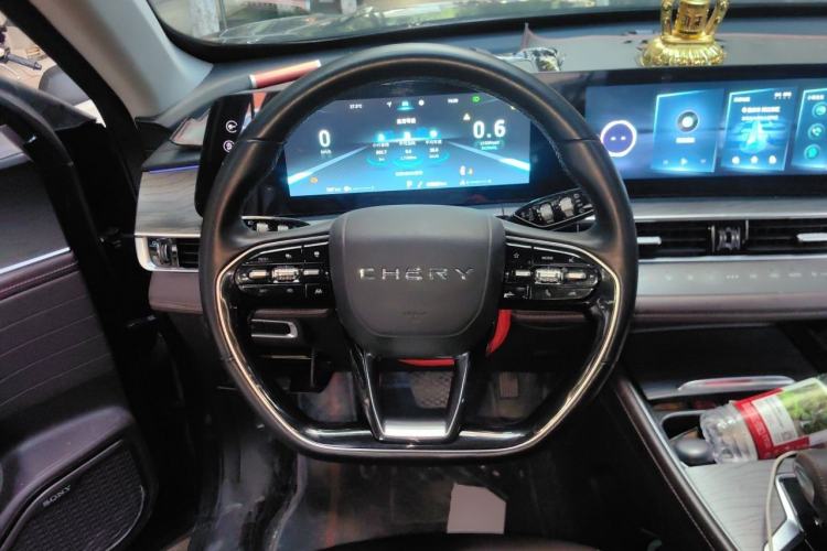 Used Chery Tiggo 8 PRO 2022 290T Two-Wheel Drive Haohan Edition 5 Seats Steering Wheel