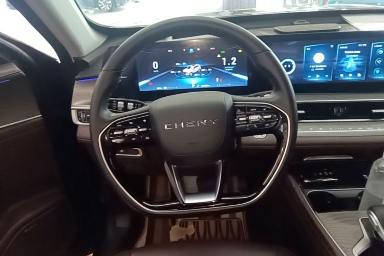 Used Chery Tiggo 8 PRO 2022 290T Two-Wheel Drive Haohan Edition 5 Seats Steering Wheel