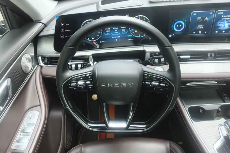 Used Chery Tiggo 8 PRO 2022 290T Two-Wheel Drive Haohan Edition 5 Seats Steering Wheel