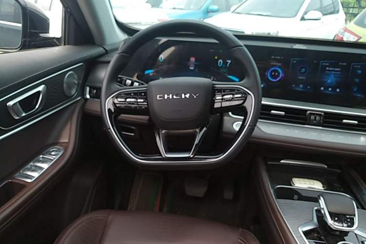 Used Chery Tiggo 8 PRO 2022 390T Two-Wheel Drive Vast Edition 5 Seats Steering Wheel