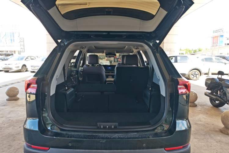 Used Chery Tiggo 8 PRO 2022 390T Two-Wheel Drive Haohan Edition 7-Seater Trunk