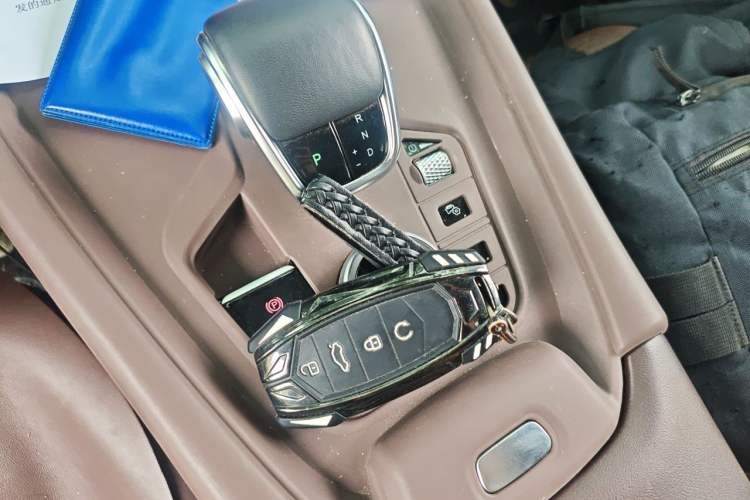 Used Chery Tiggo 8 PRO 2022 290T Two-Wheel Drive Haohan Edition 7 Seats Vehicle Key