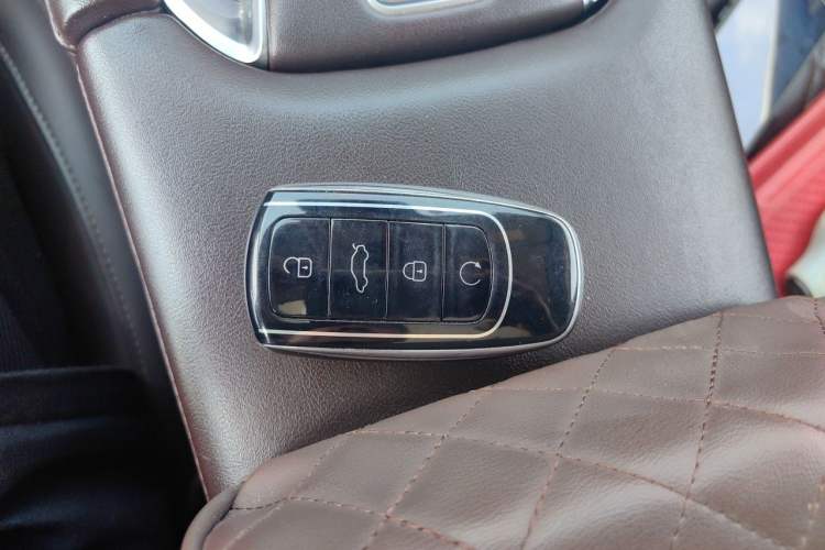 Used Chery Tiggo 8 PRO 2022 290T Two-Wheel Drive Haohan Edition 5 Seats Vehicle Key