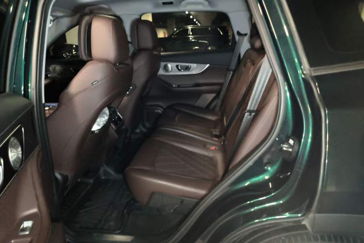 Used Chery Tiggo 8 PRO 2022 390T Four-Wheel Drive Storm Edition 5 Seats Left Rear Seat
