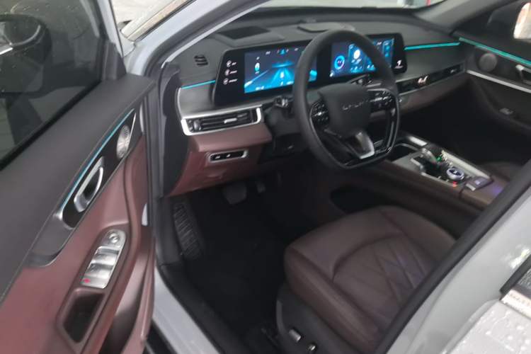 Used Chery Tiggo 8 PRO 2022 290T Two-Wheel Drive Haohan Edition 5 Seats Driver Seat