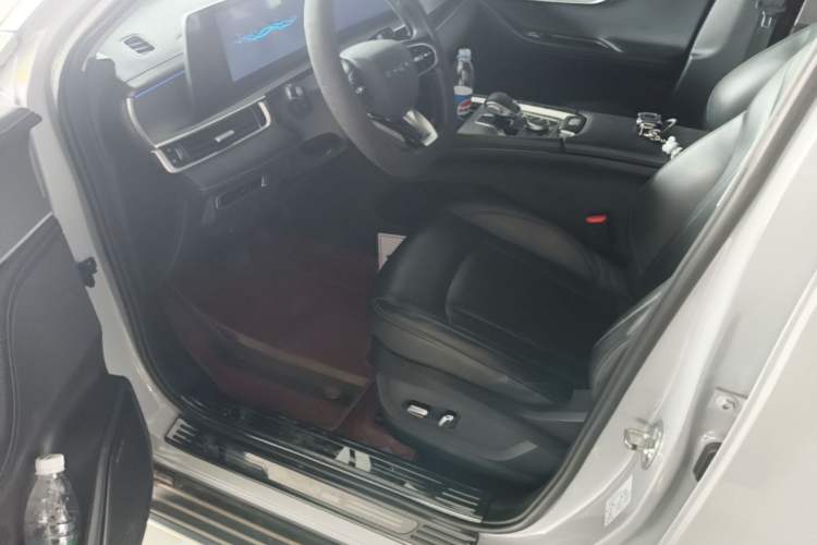 Used Chery Tiggo 8 PRO 2022 290T Two-Wheel Drive Sky Dome Edition 7 Seats Driver Seat