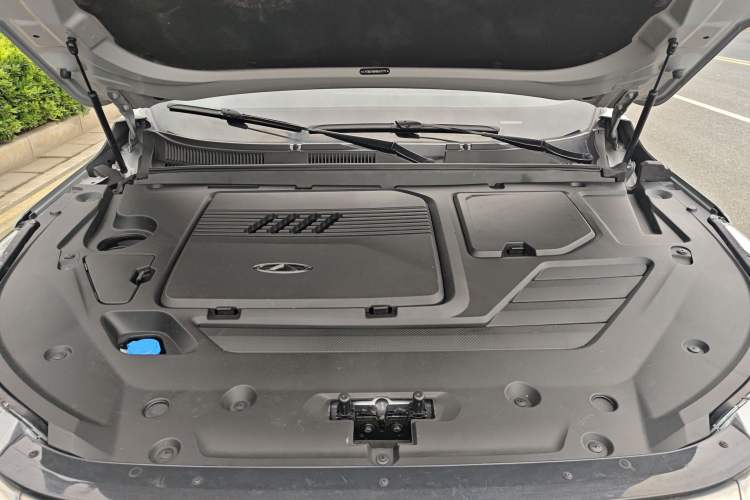 Used Chery Tiggo 8 PRO 2022 290T Two-Wheel Drive Haohan Edition 5 Seats Engine Bay