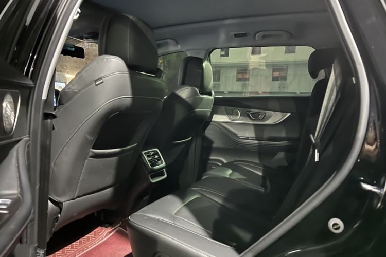 Used Chery Tiggo 8 PRO 2022 290T Two-Wheel Drive Sky Dome Edition 5 Seats Interior 4
