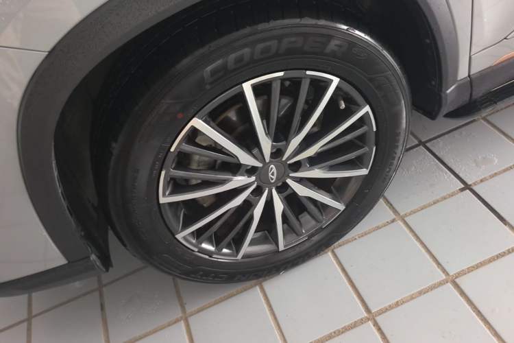 Used Chery Tiggo 8 PRO 2022 290T Two-Wheel Drive Haohan Edition 5 Seats Left Front Wheel Hub