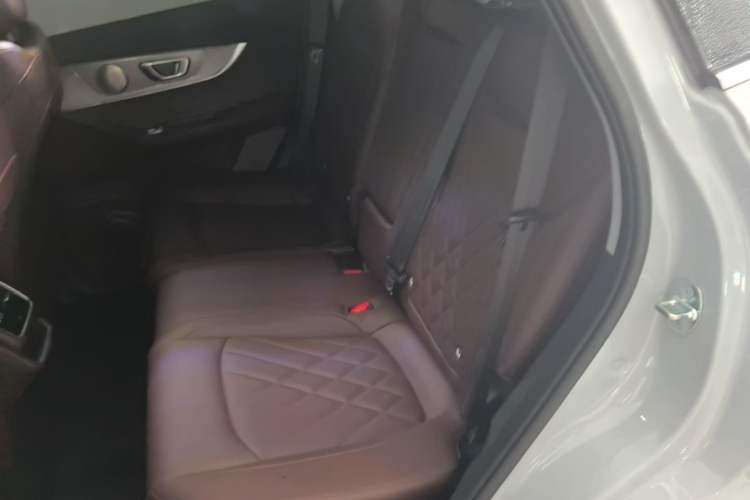 Used Chery Tiggo 8 PRO 2022 290T Two-Wheel Drive Haohan Edition 5 Seats Left Rear Seat