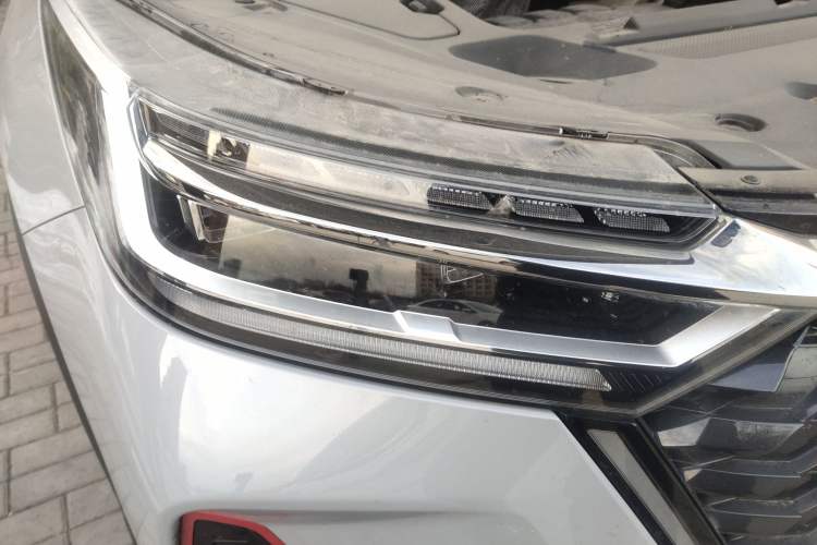 Used Chery Tiggo 8 PRO 2022 290T Two-Wheel Drive Sky Dome Edition 5 Seats Right Front Headlight