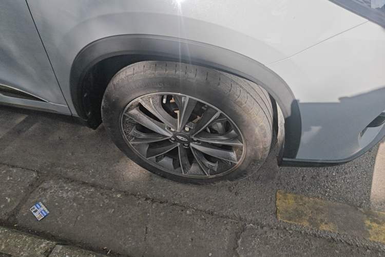 Used Chery Tiggo 8 PRO 2022 290T Two-Wheel Drive Storm Edition 5 Seats Right Front Wheel Hub