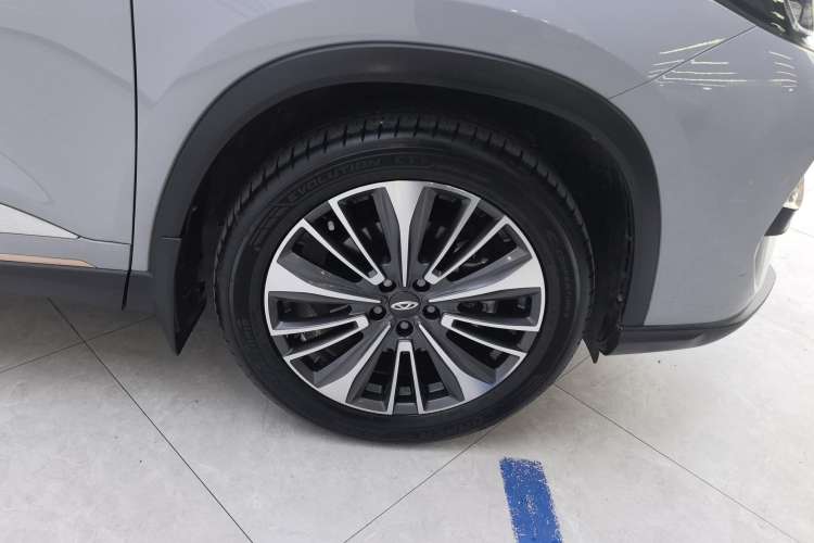 Used Chery Tiggo 8 PRO 2022 390T Two-Wheel Drive Haohan Edition 7-Seater Right Front Wheel Hub