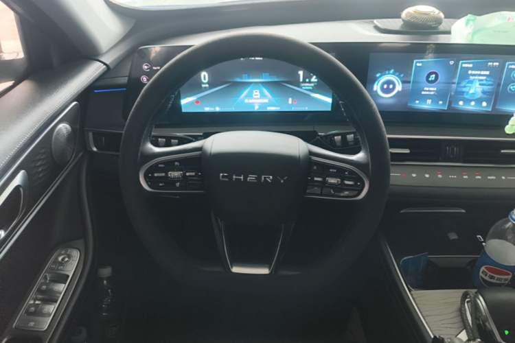 Used Chery Tiggo 8 PRO 2022 290T Two-Wheel Drive Sky Dome Edition 7 Seats Steering Wheel