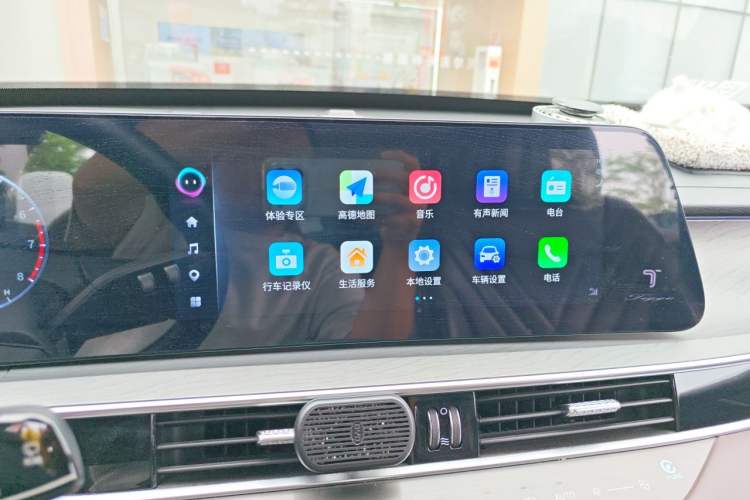 Used Chery Tiggo 8 PRO 2022 290T Two-Wheel Drive Haohan Edition 5 Seats Audio And AC Panel