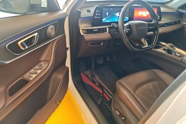 Used Chery Tiggo 8 PRO 2022 390T Two-Wheel Drive Haohan Edition 7-Seater Driver Seat