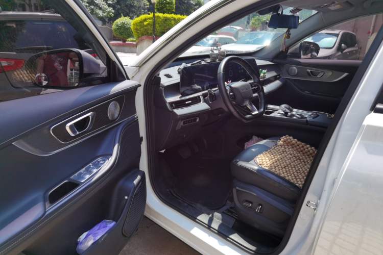 Used Chery Tiggo 8 PRO 2022 390T Two-Wheel Drive Sky Dome Edition 5 Seats Driver Seat