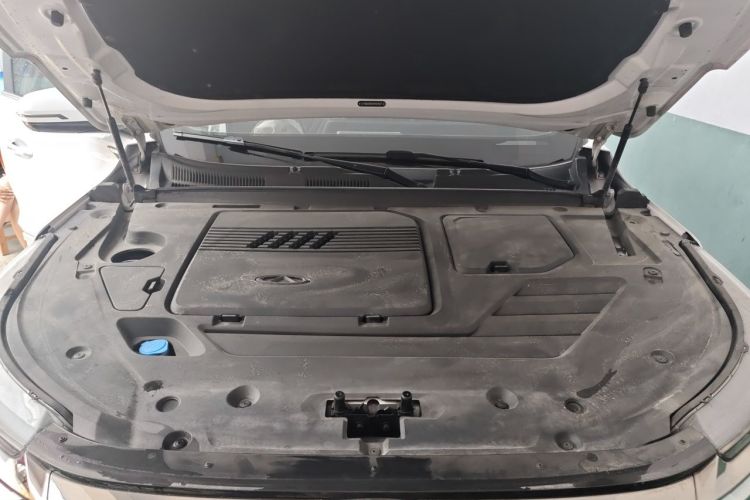 Used Chery Tiggo 8 PRO 2022 290T Two-Wheel Drive Haohan Edition 7 Seats Engine Bay