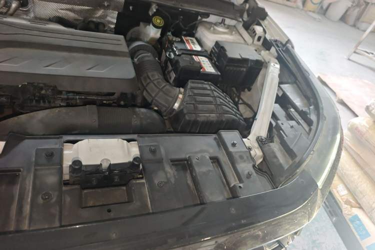 Used Chery Tiggo 8 PRO 2022 390T Two-Wheel Drive Sky Dome Edition 7 Seats Engine Bay Left