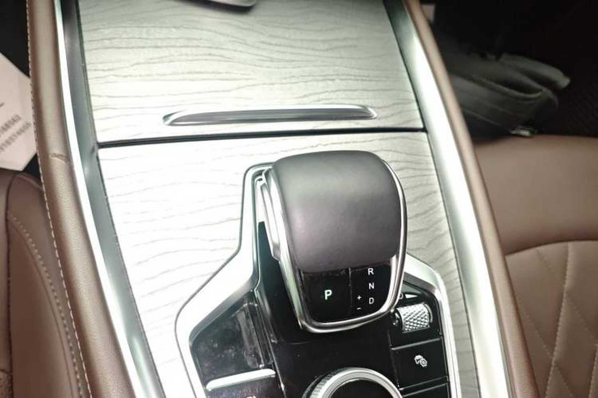 Used Chery Tiggo 8 PRO 2022 390T Two-Wheel Drive Haohan Edition 7-Seater Gear Lever