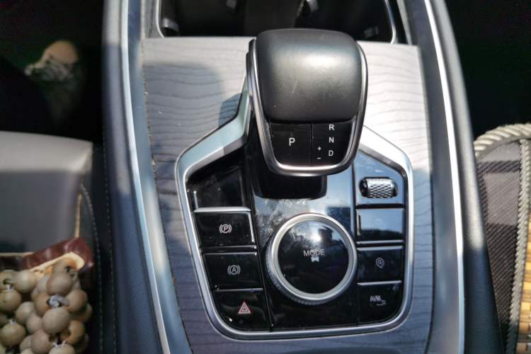 Used Chery Tiggo 8 PRO 2022 390T Two-Wheel Drive Sky Dome Edition 5 Seats Gear Lever