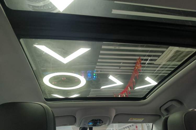 Used Chery Tiggo 8 PRO 2022 290T Two-Wheel Drive Sky Dome Edition 5 Seats Headliner