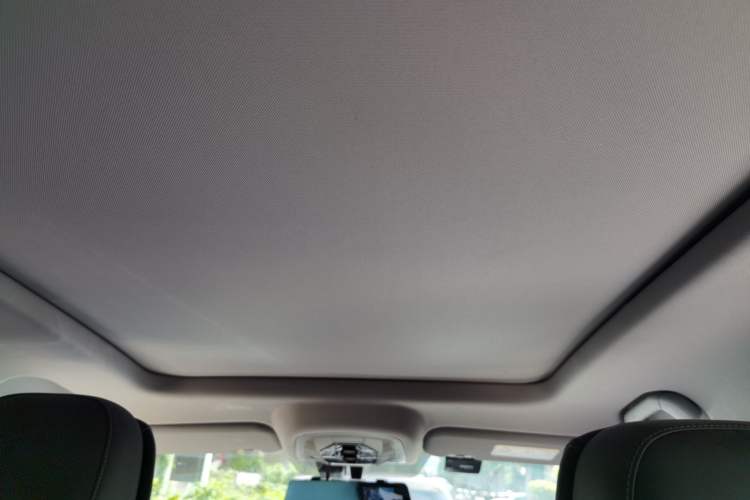 Used Chery Tiggo 8 PRO 2022 390T Two-Wheel Drive Sky Dome Edition 5 Seats Headliner